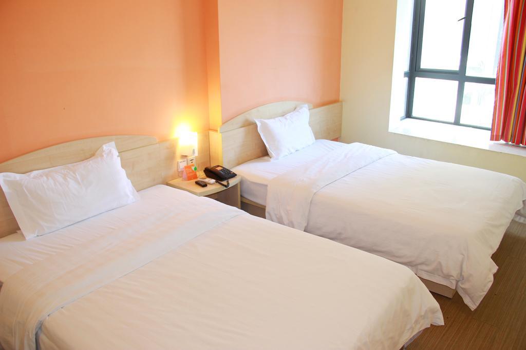 7Days Inn Dali Ancient Town Dali (Yunnan) Room photo